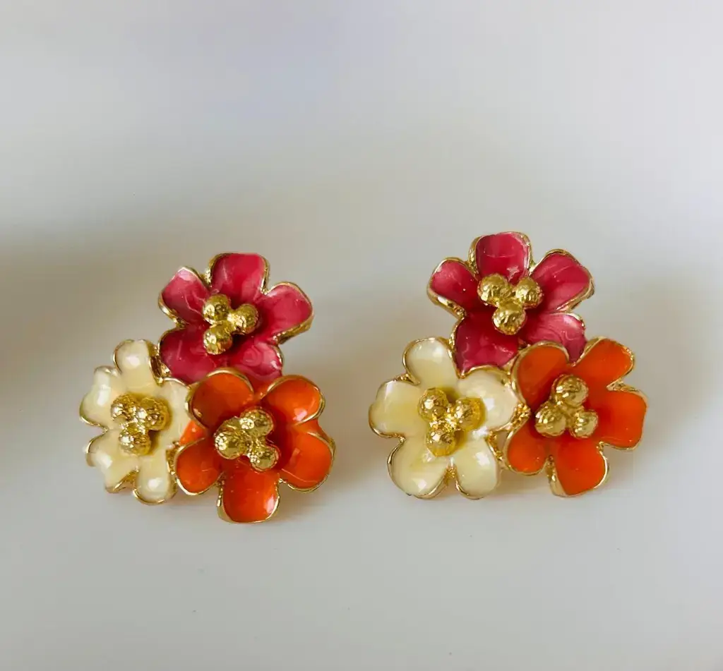 [SM-19] Gold toned orange pink & beige colour flower earrings..webp