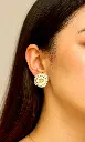 Elegant floral stud earrings 