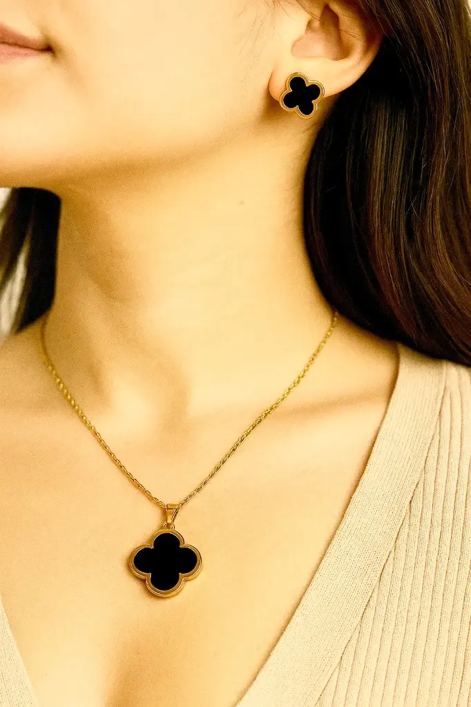 Midnight Clover Charm Set