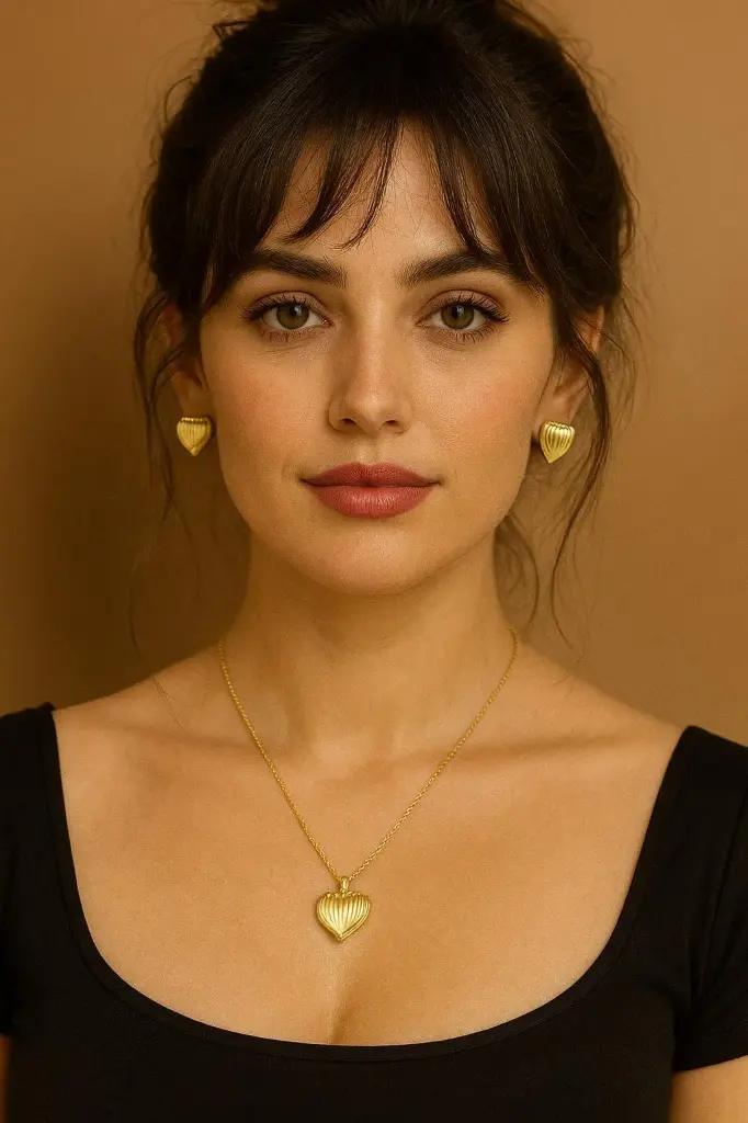 Golden Heart Earrings Pendent Set