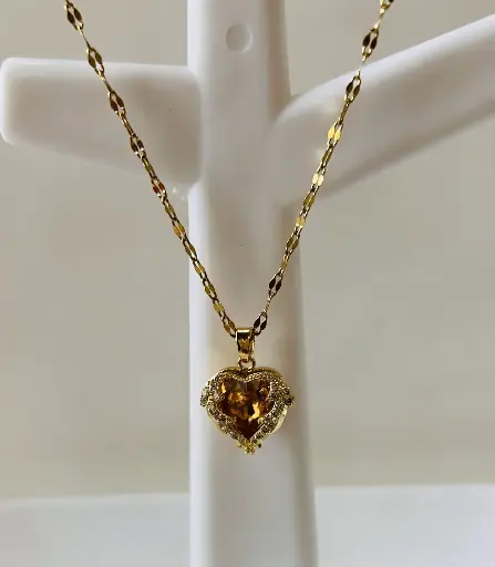 [SM-22] Golden Heart Crystal Pendant
