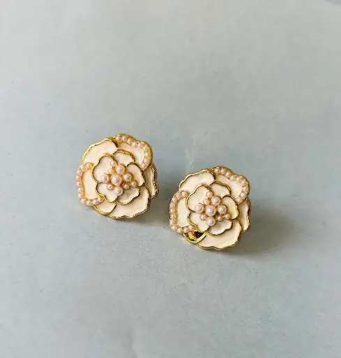 [SH-9] Elegant floral stud earrings f