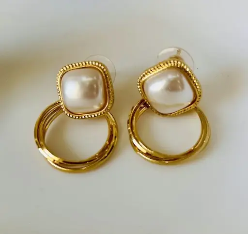 [SM-13] Pearl Halo Dual Hoop Earrings