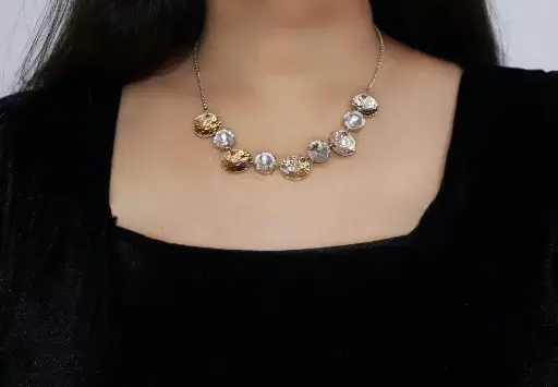 [SM-48] Golden Textured Disc & Crystal Necklace Set