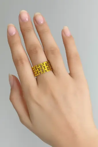 [SH-4] Golden Grid Statement Ring