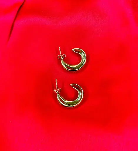 [SM-18] Hoop earring